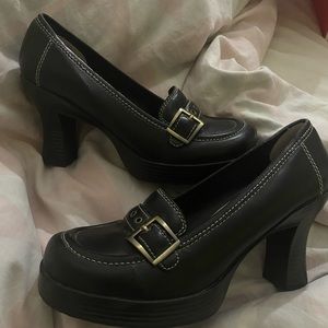 Vintage ellemenno Mary Jane schoolgirl black buckle leather heels
